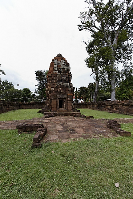 Prasat Sa Kamphaeng Noi-042
